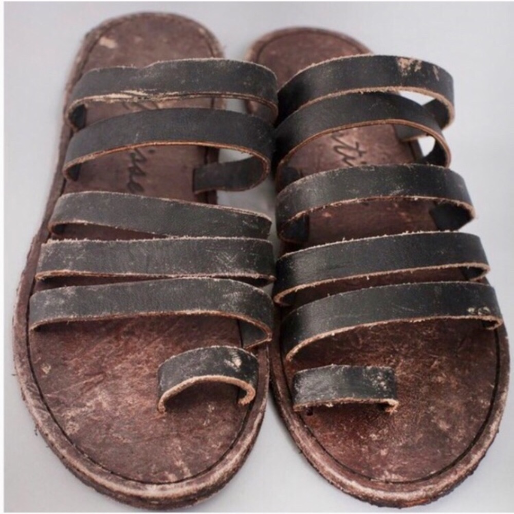 Matisse Rosie Distressed Slip-on Sandal